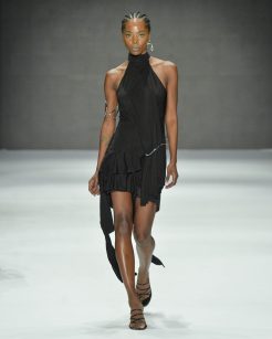 Karoline VittoRio Fashion Week 2026Foto: Marcelo Soubhia/ @agfotosite