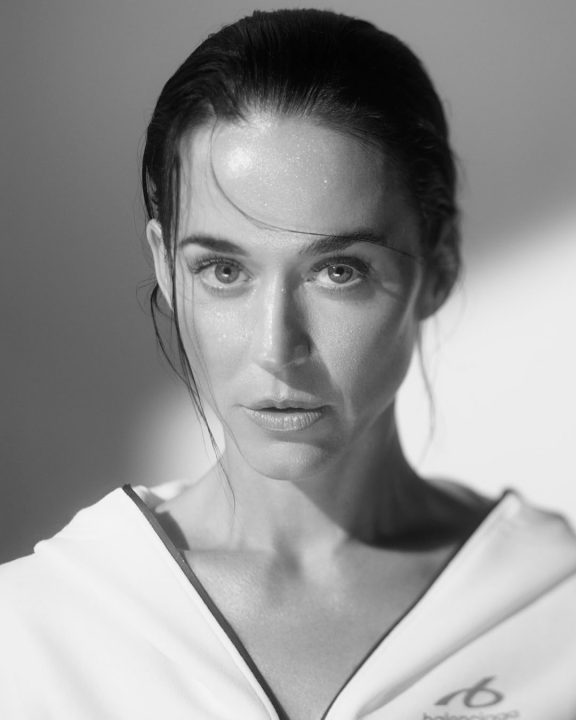 Radar e Triple: Katy Perry mistura esporte e luxo ao estrelar campanha de tênis da Balenciaga