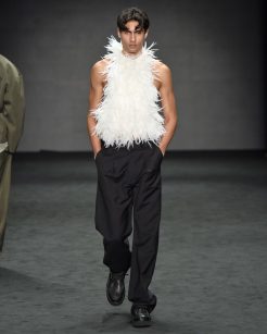 Lucas LeaoRio Fashion Week 2026Foto: Marcelo Soubhia/ @agfotosite