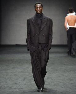 Lucas LeaoRio Fashion Week 2026Foto: Marcelo Soubhia/ @agfotosite