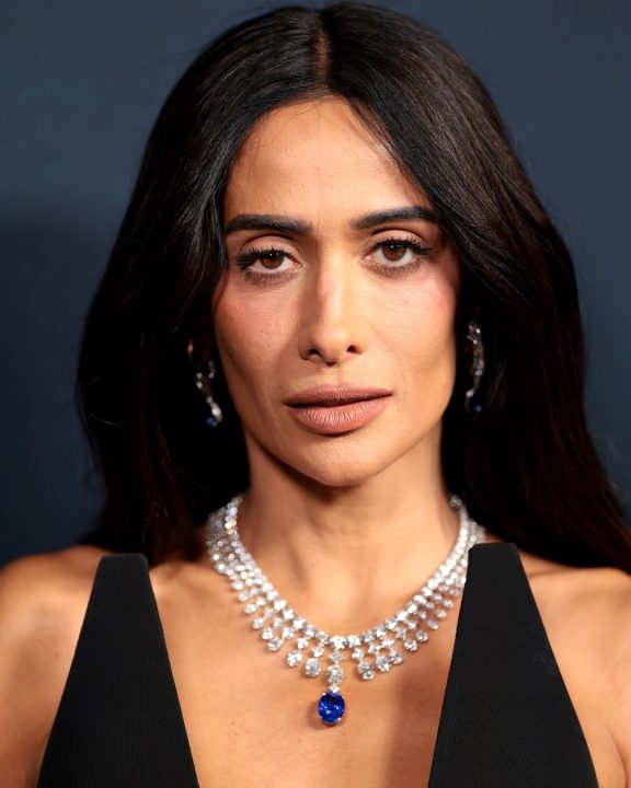 Silvia Braz brilha em NY com colar de safira de 19 quilates e diamantes da Tiffany & Co
Silvia Braz aposta em joias raras par o o evento da Tiffany & Co. em NY; saiba tudo sobre o colar de safira de 19 quilates e diamantes