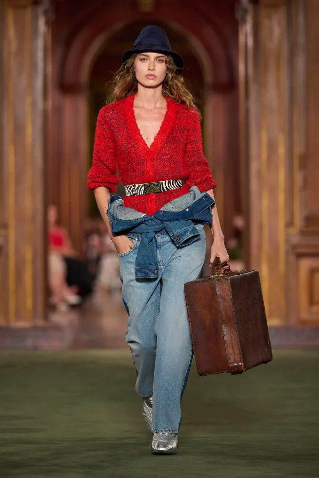 00001-louis-vuitton-resort-2027-credit-gorunway