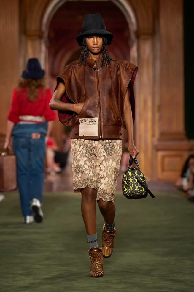 00003-louis-vuitton-resort-2027-credit-gorunway