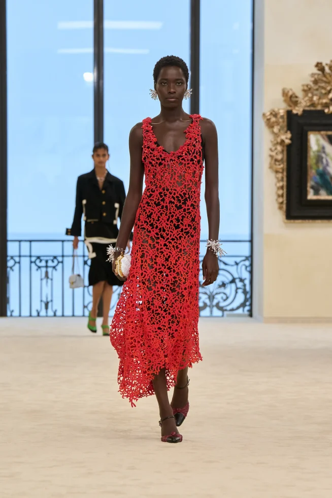 00004-chanel-resort-2027-credit-gorunway