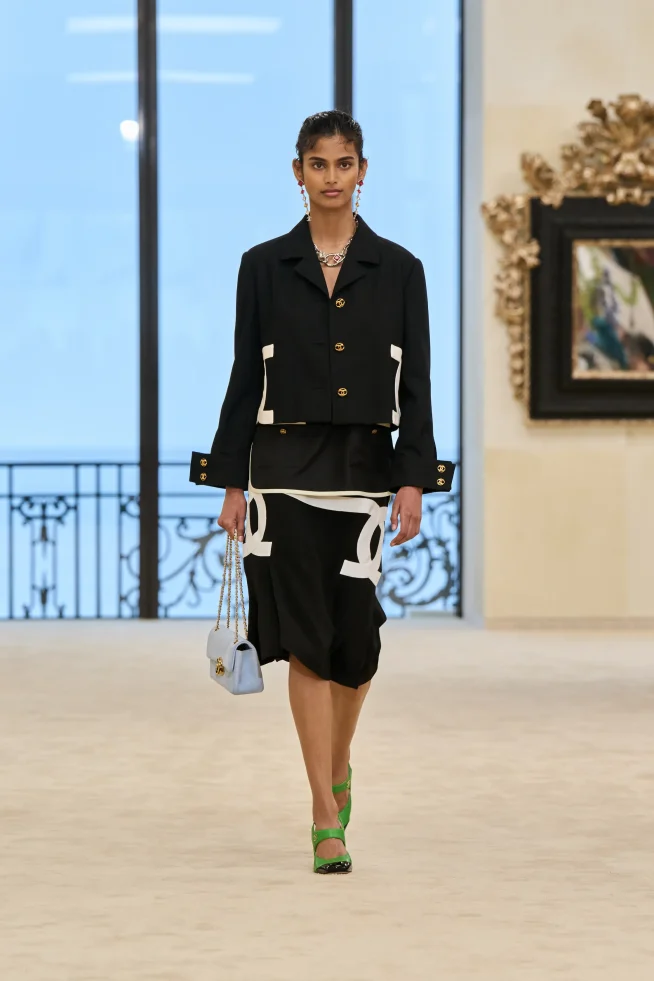 00005-chanel-resort-2027-credit-gorunway