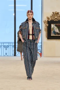 00009-chanel-resort-2027-credit-gorunway