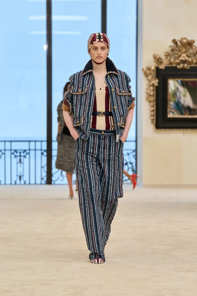 00009-chanel-resort-2027-credit-gorunway