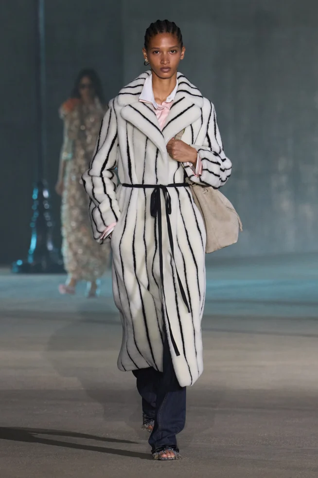 00009-christian-dior-resort-2027-credit-gorunway