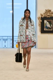 00011-chanel-resort-2027-credit-gorunway