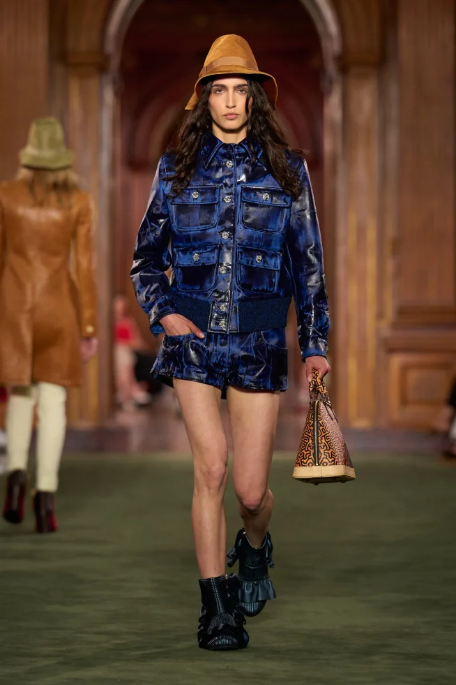 00012-louis-vuitton-resort-2027-credit-gorunway