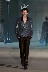 00017-christian-dior-resort-2027-credit-gorunway