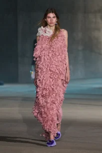 00025-christian-dior-resort-2027-credit-gorunway