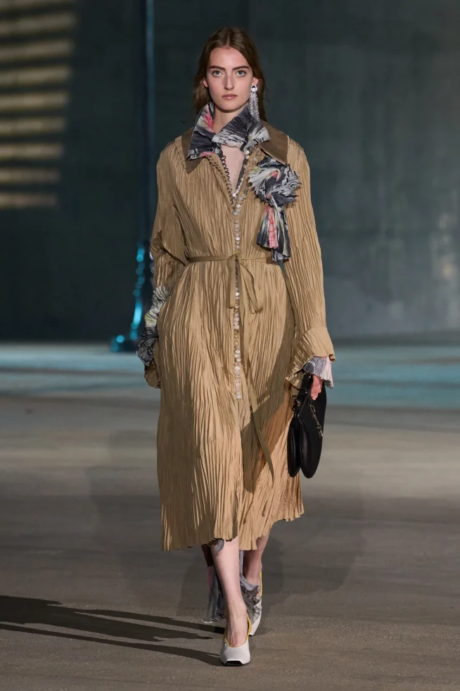 00030-christian-dior-resort-2027-credit-gorunway