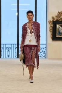00033-chanel-resort-2027-credit-gorunway