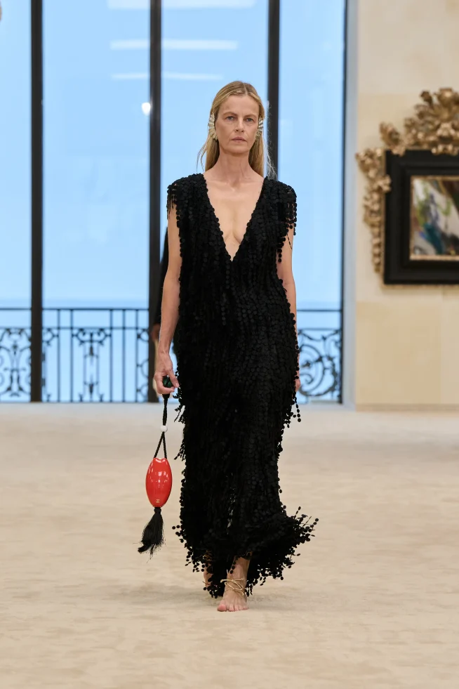 00034-chanel-resort-2027-credit-gorunway