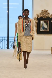 00038-chanel-resort-2027-credit-gorunway