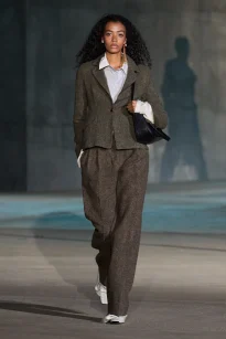 00041-christian-dior-resort-2027-credit-gorunway