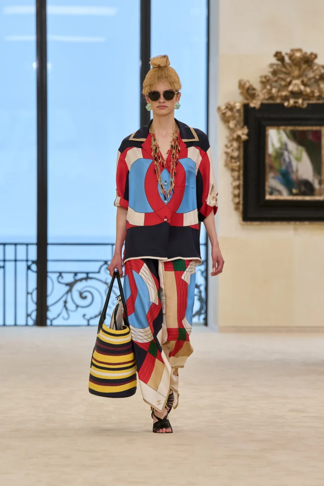 00042-chanel-resort-2027-credit-gorunway