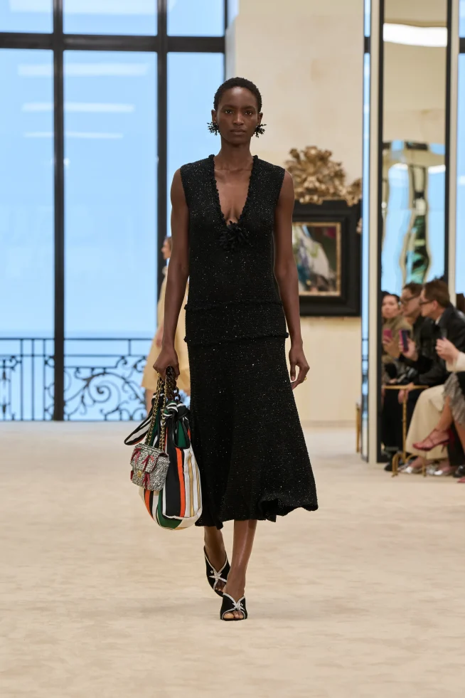00044-chanel-resort-2027-credit-gorunway