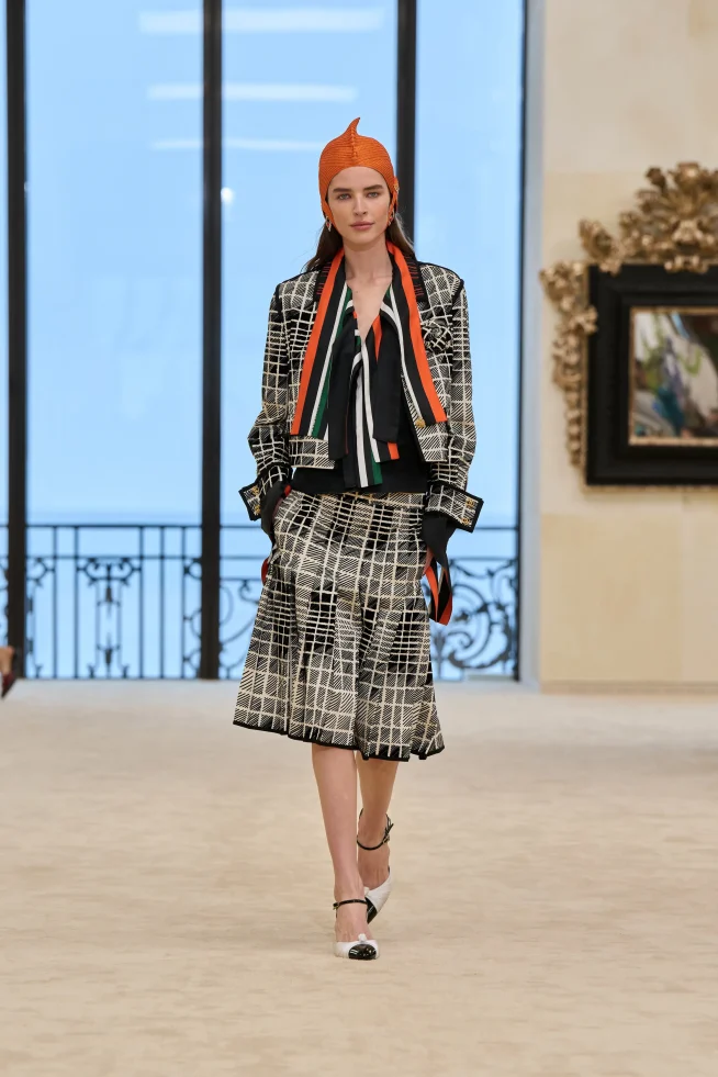00045-chanel-resort-2027-credit-gorunway