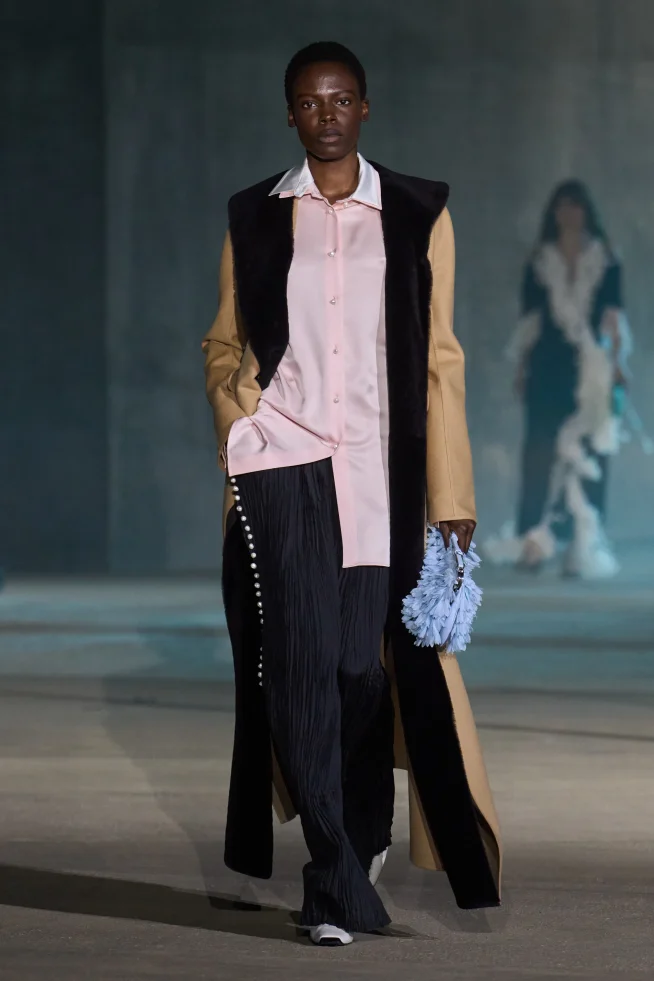 00048-christian-dior-resort-2027-credit-gorunway