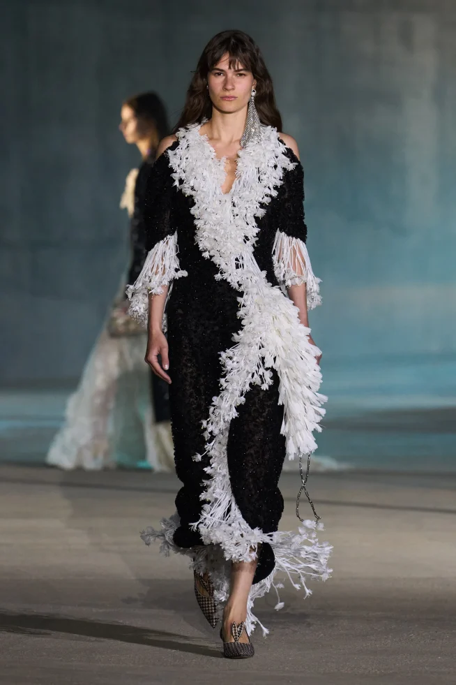 00049-christian-dior-resort-2027-credit-gorunway