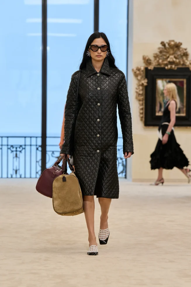 00058-chanel-resort-2027-credit-gorunway