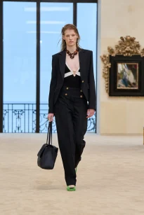 00062-chanel-resort-2027-credit-gorunway