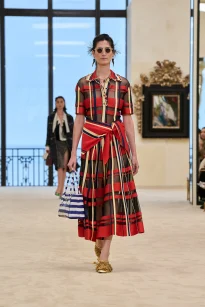 00064-chanel-resort-2027-credit-gorunway