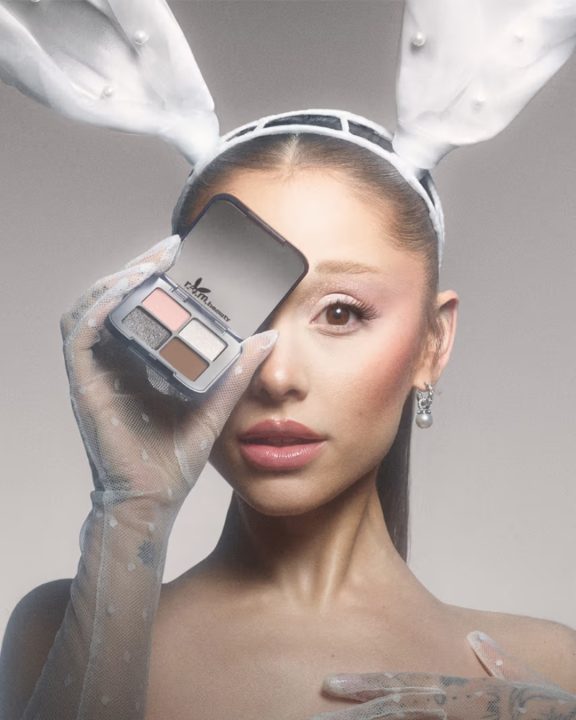 Ariana Grande resgata ‘Dangerous Woman’ de 2016 em coleção de make da R.E.M Beauty
