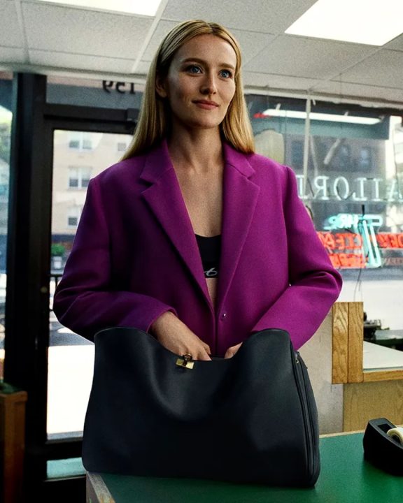 Sarah Pidgeon é a nova garota da Balenciaga e revela as it-bags de outono da grife