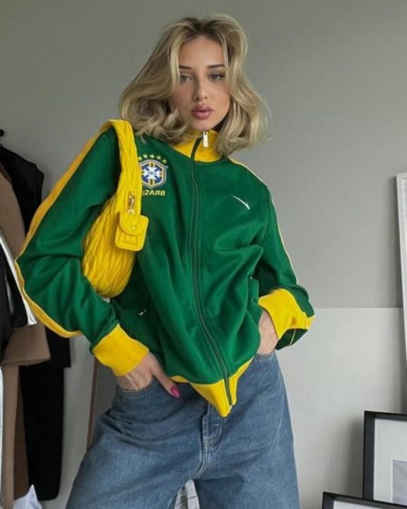 ‘Brazilcore’ e ideias de visuais: As 4 peças essenciais para montar o look da Copa do Mundo