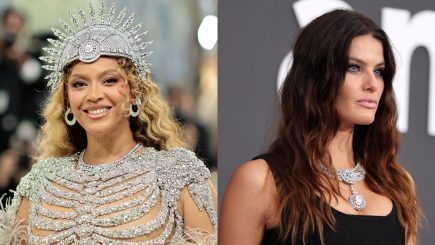 Colar usado por Beyoncé e Isabeli Fontana