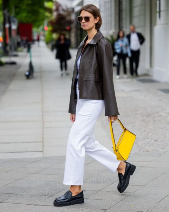 Que sapato usar com calça cropped? Esses são os 6 modelos para looks sofisticados
