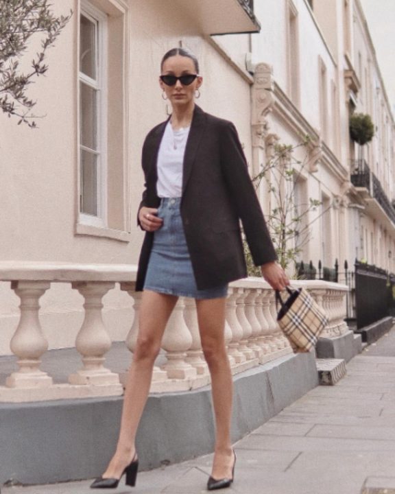 Que sapato usar com saia jeans? 5 modelos ideiais para um look estiloso no dia a dia