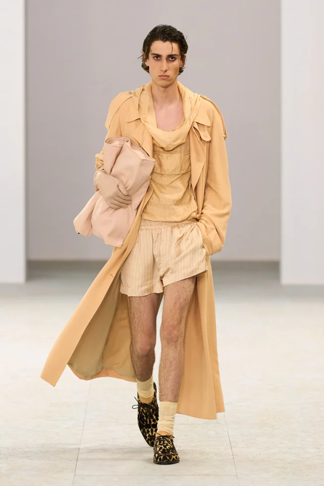 00001-dries-van-noten-spring-2027-menswear-credit-gorunway