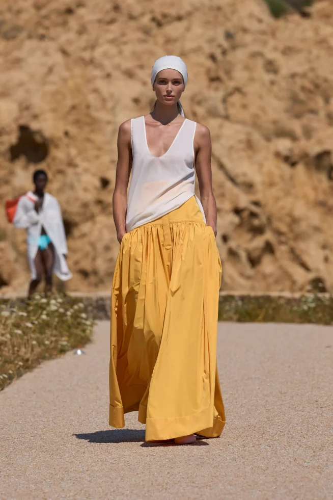 00001-jacquemus-spring-2027-ready-to-wear-credit-brand