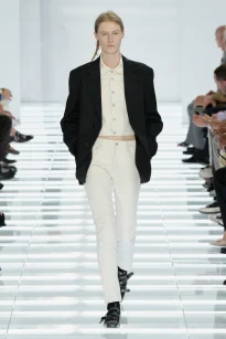 00001-prada-spring-2027-menswear-credit-gorunway