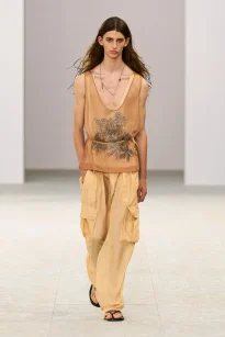 00002-dries-van-noten-spring-2027-menswear-credit-gorunway