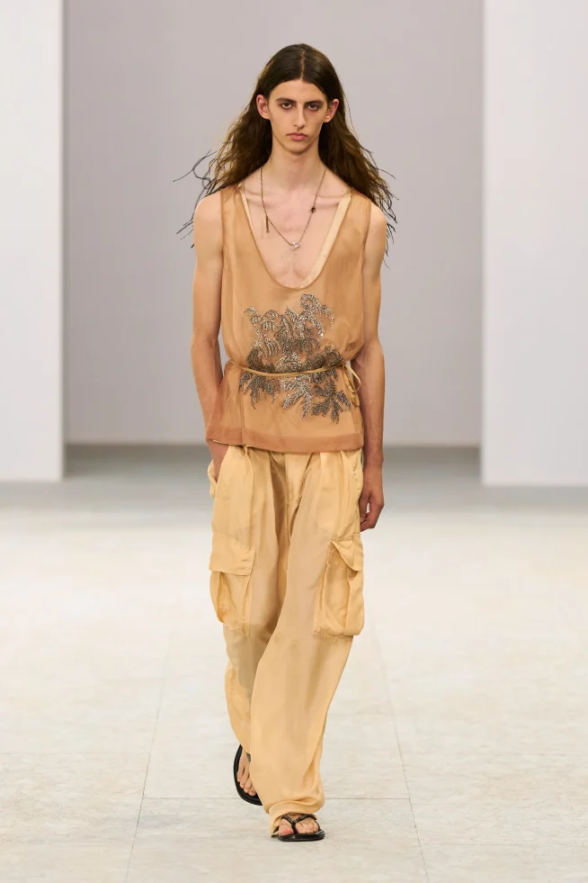 00002-dries-van-noten-spring-2027-menswear-credit-gorunway