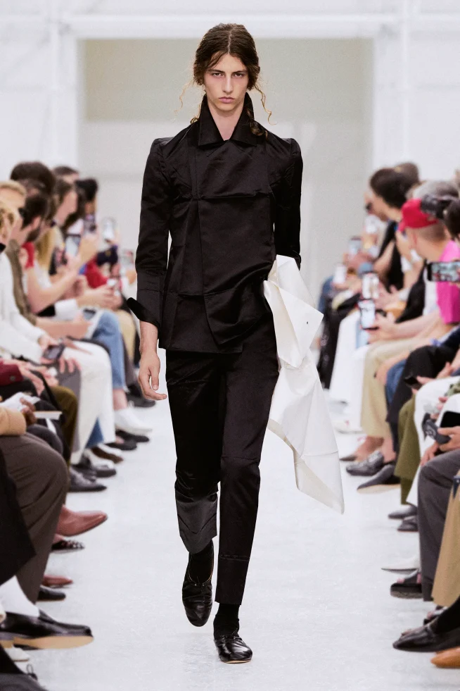 00003-celine-spring-2027-menswear-credit-brand
