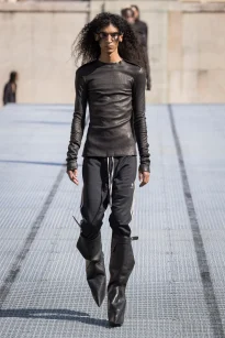 00003-rick-owens-spring-2027-menswear-credit-brand
