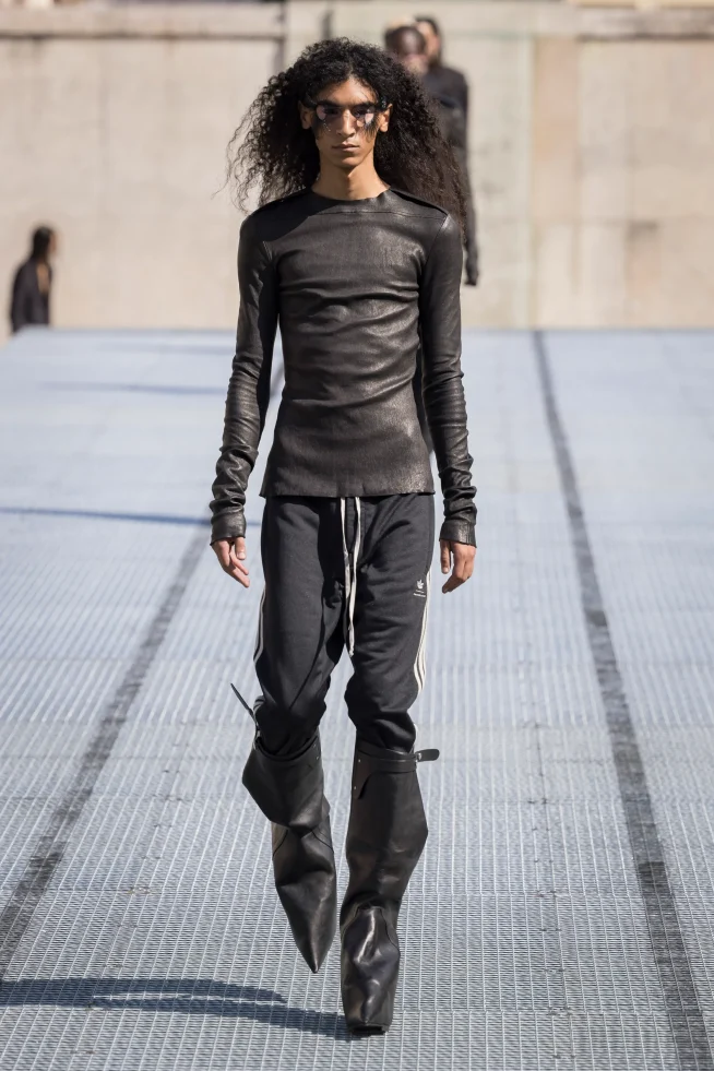 00003-rick-owens-spring-2027-menswear-credit-brand
