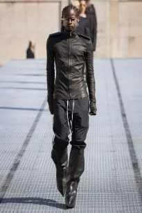 00004-rick-owens-spring-2027-menswear-credit-brand