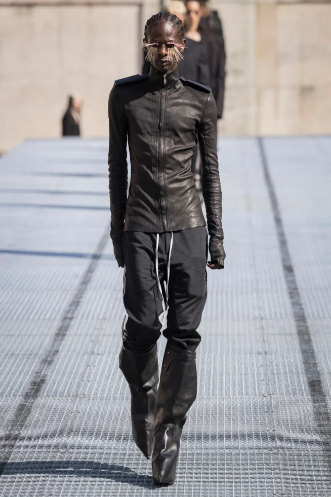00004-rick-owens-spring-2027-menswear-credit-brand