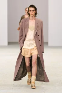 00005-dries-van-noten-spring-2027-menswear-credit-gorunway