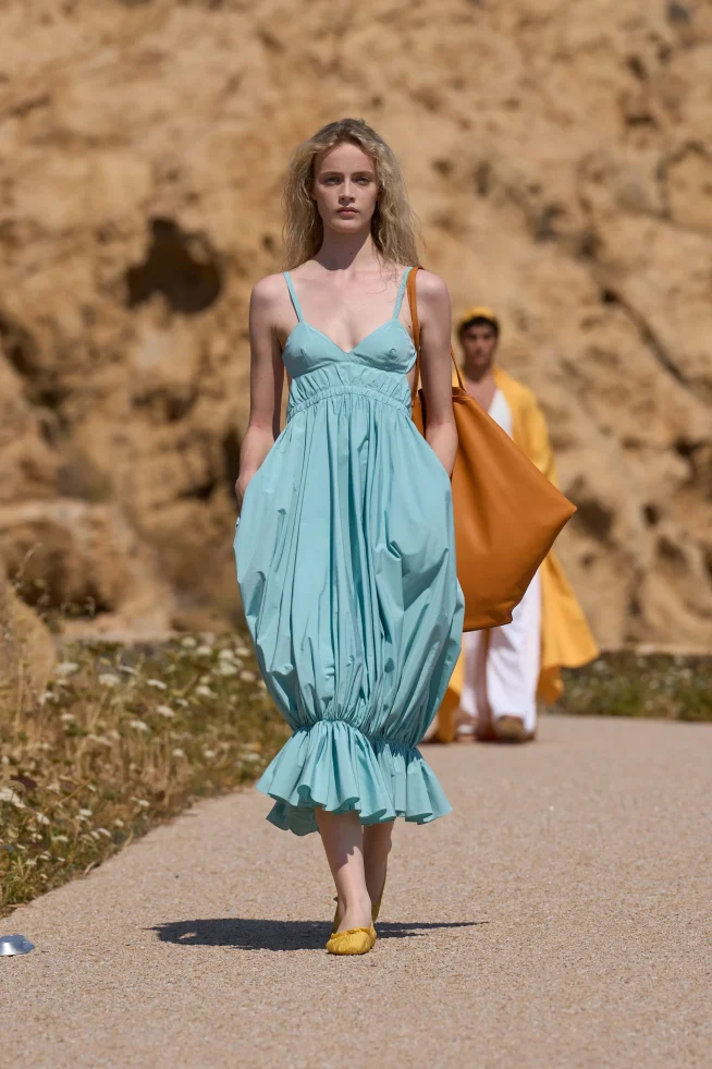 00005-jacquemus-spring-2027-ready-to-wear-credit-brand