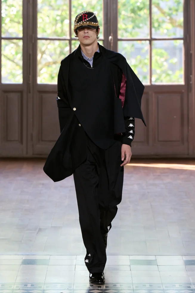 00005-junya-watanabe-spring-2027-menswear-credit-gorunway