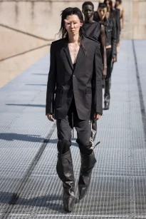 00007-rick-owens-spring-2027-menswear-credit-brand