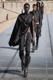 00008-rick-owens-spring-2027-menswear-credit-brand